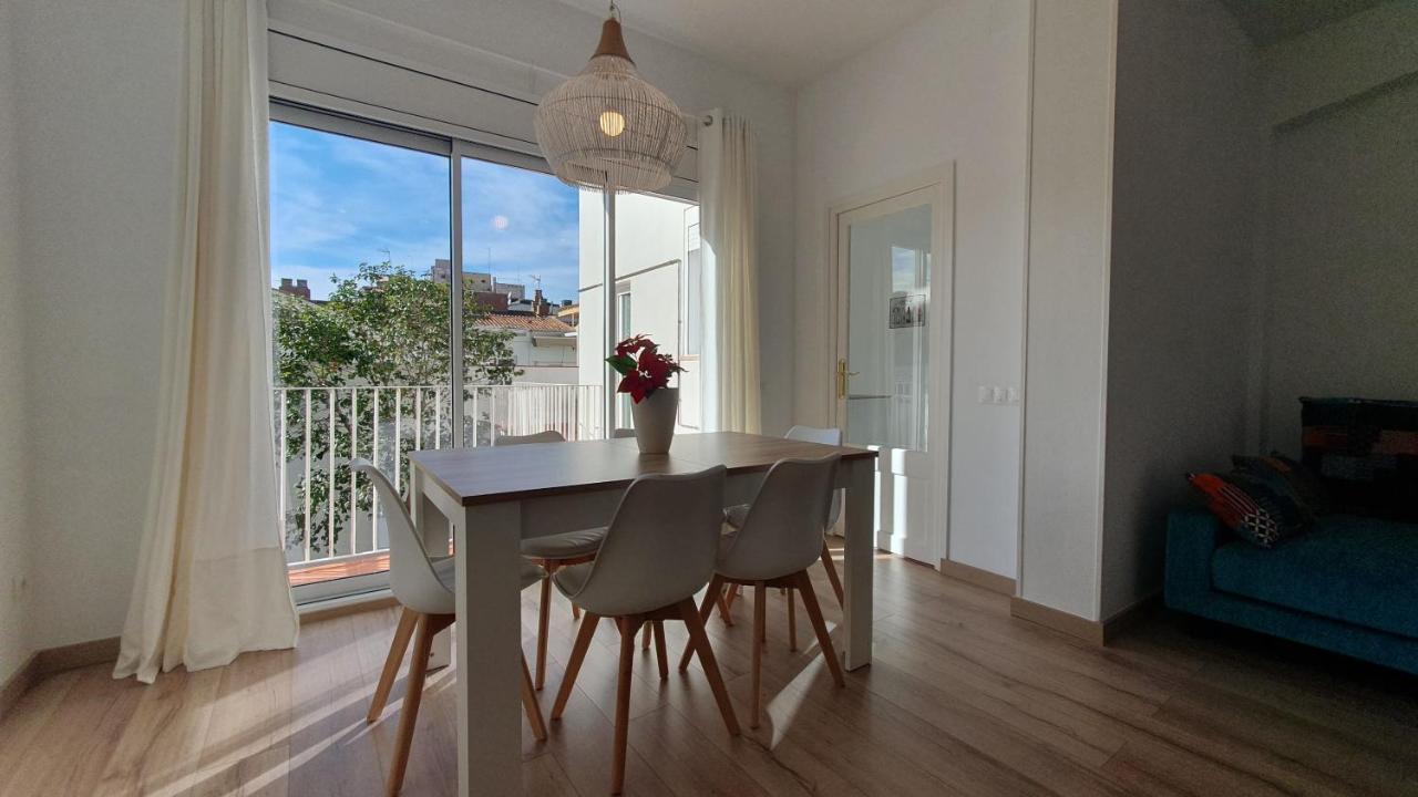 Apartamento Nuevo En Terrassa Centro Bagian luar foto