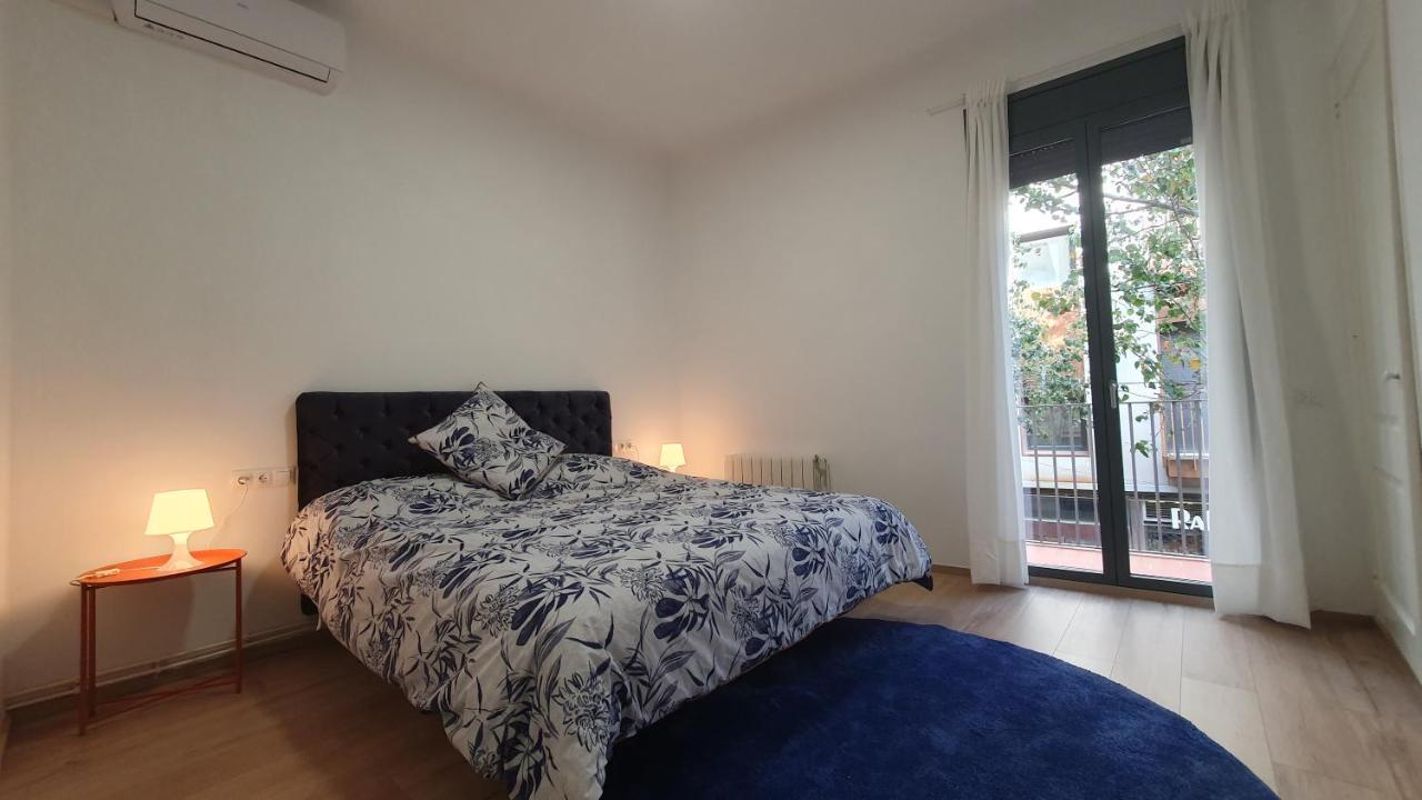 Apartamento Nuevo En Terrassa Centro Bagian luar foto