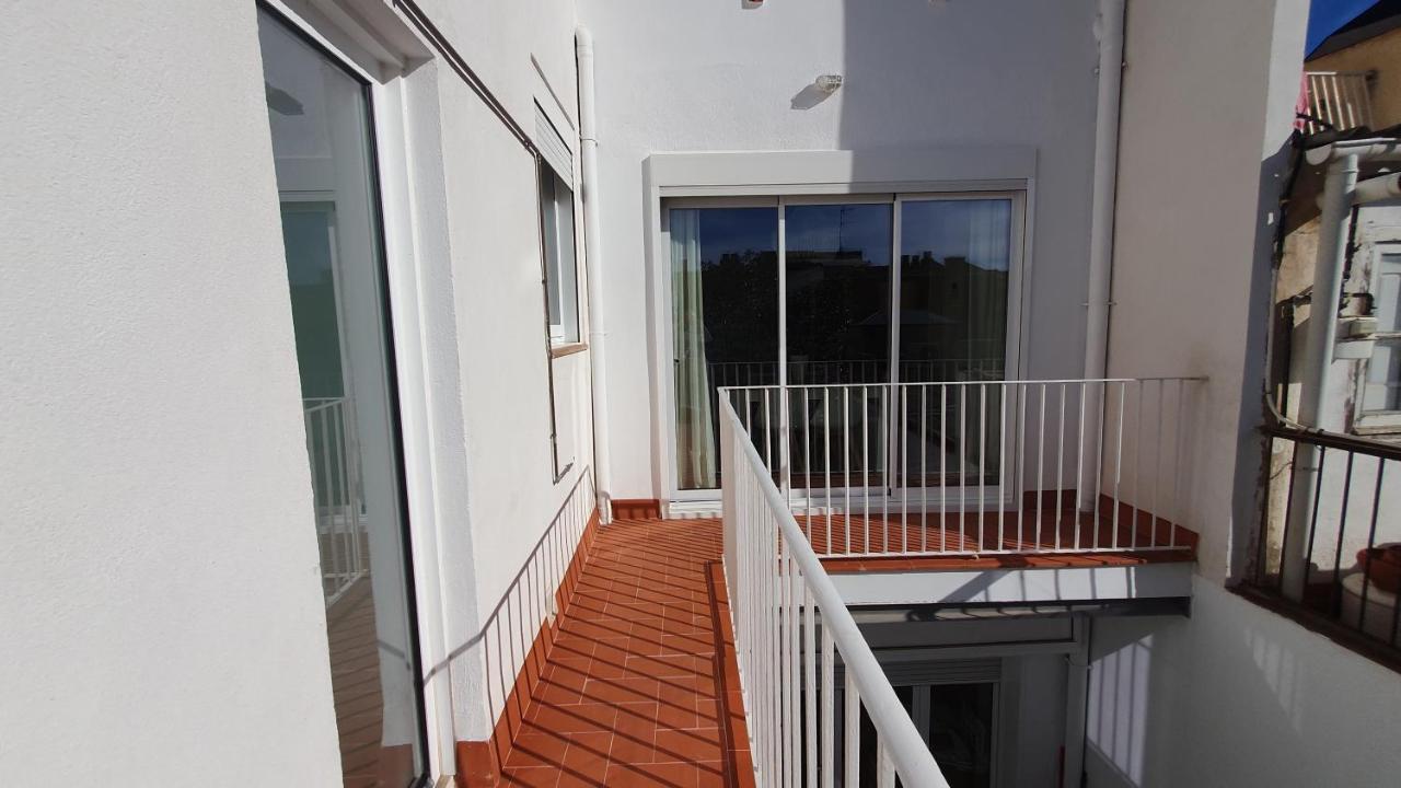Apartamento Nuevo En Terrassa Centro Bagian luar foto