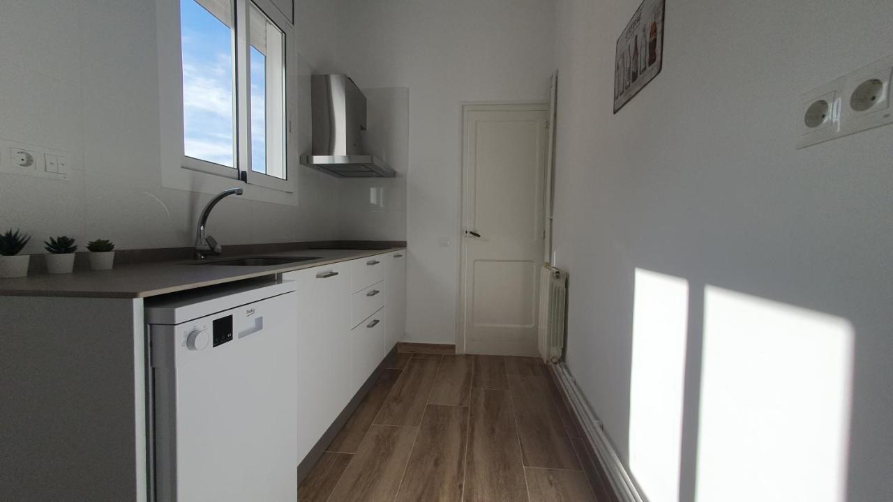 Apartamento Nuevo En Terrassa Centro Bagian luar foto