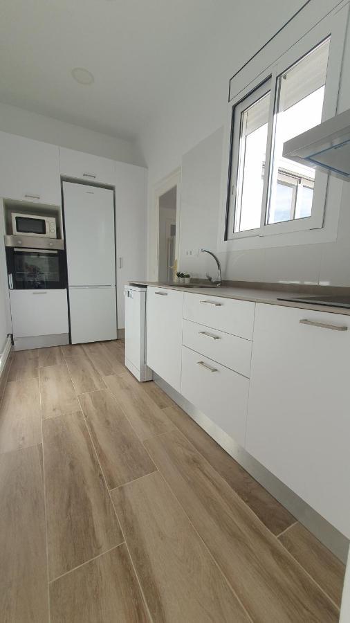Apartamento Nuevo En Terrassa Centro Bagian luar foto