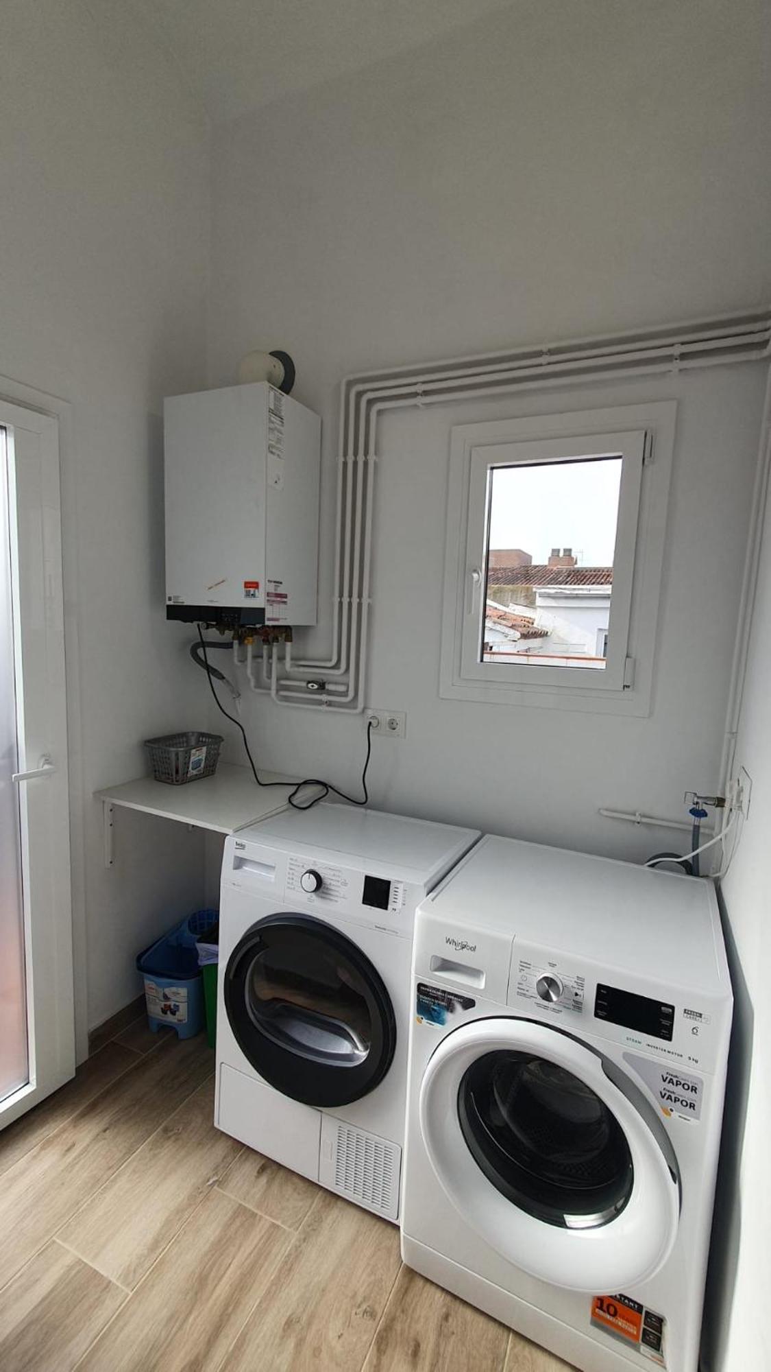 Apartamento Nuevo En Terrassa Centro Bagian luar foto